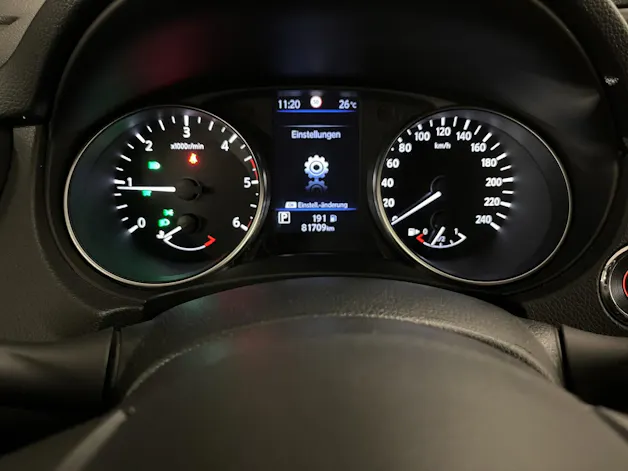 NISSAN Qashqai 1.7 dCi Tekna+ 4x4