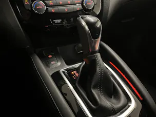 NISSAN Qashqai 1.7 dCi Tekna+ 4x4