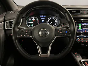 NISSAN Qashqai 1.7 dCi Tekna+ 4x4