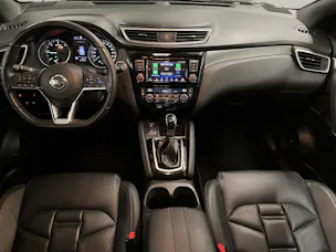 NISSAN Qashqai 1.7 dCi Tekna+ 4x4
