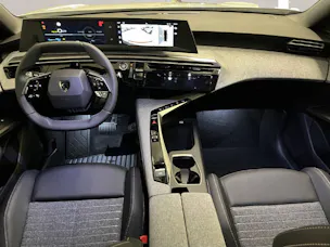 Peugeot 5008 long range e-Allure