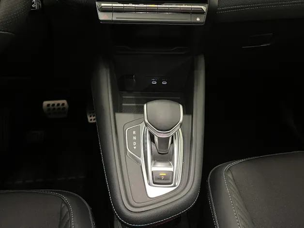 RENAULT Captur 1.3 TCe 160 esprit Alpine EDC