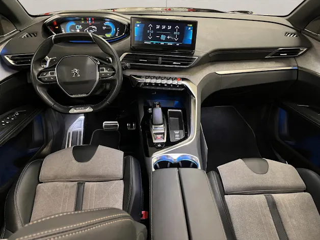 PEUGEOT 3008 1.6 Plug-in Hybrid4 GT Pack