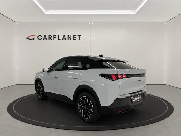 PEUGEOT 3008 1.2 Hybrid Allure Premium