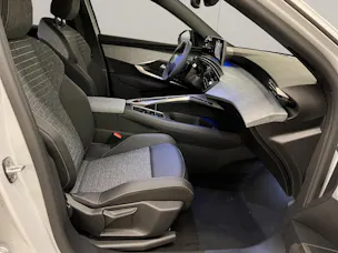PEUGEOT 3008 1.2 Hybrid Allure Premium