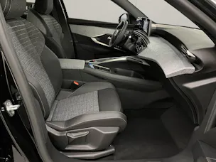 PEUGEOT 3008 1.2 Hybrid Allure Premium