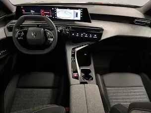 PEUGEOT 3008 1.2 Hybrid Allure Premium