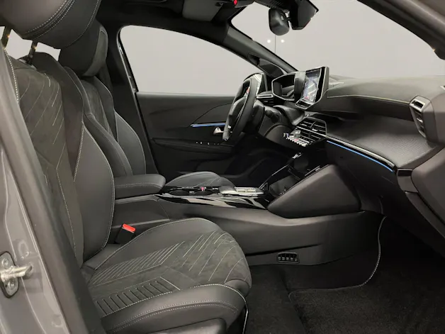 Peugeot 208 e-GT