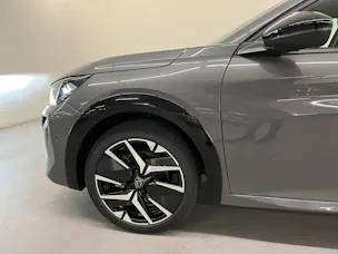 Peugeot 208 e-GT