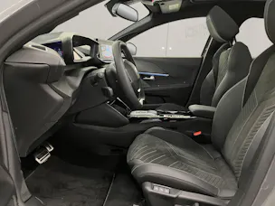 Peugeot 208 e-GT