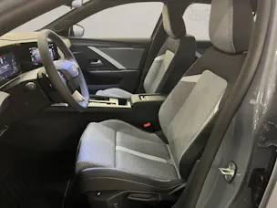 Opel Astra 1.2 T Hybrid Edition