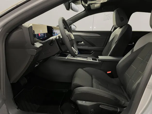 OPEL Astra Sports Tourer 1.2 T Hybrid Ultimate