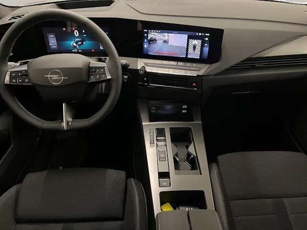 OPEL Astra Sports Tourer 1.2 T Hybrid Ultimate