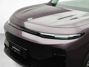 https://vehicle.imgix.net/4394111/fb58deae-5c98-44aa-878d-aec245537a56.jpg