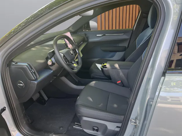 VOLVO EX30 CC E60 Twin Performance AWD