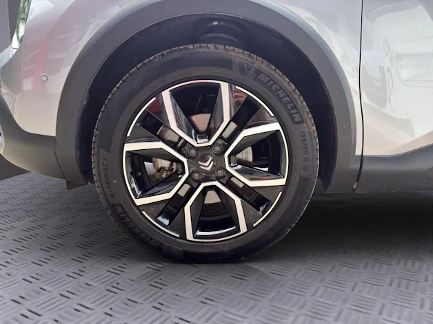 Citroën e-C4 X Shine