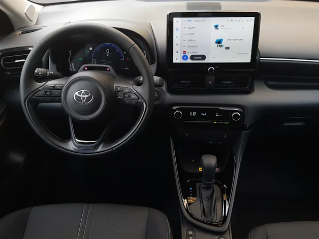 Toyota Yaris 1.5 VVT-i HSD Trend