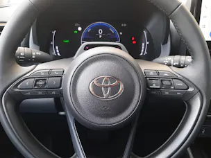 Toyota Yaris 1.5 VVT-i HSD Trend