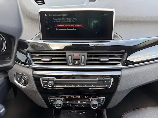 BMW X1 xDrive 20i Sport Line Steptronic (CH)