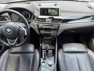 BMW X1 xDrive 20i Sport Line Steptronic (CH)