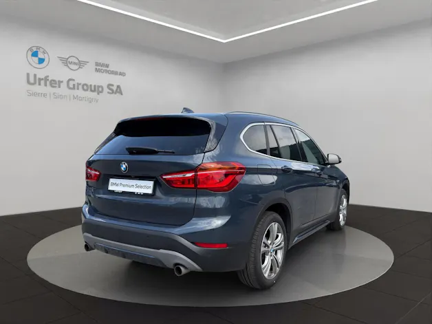 BMW X1 xDrive 20i Sport Line Steptronic (CH)