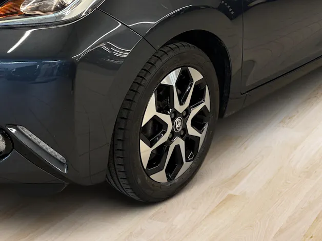 Toyota Aygo 1.0 VVT-i x-wave