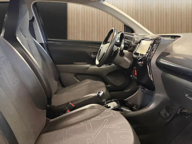 Toyota Aygo 1.0 VVT-i x-wave