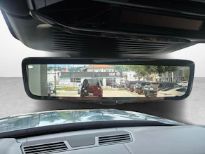 https://vehicle.imgix.net/4394245/e96c57fe-0ef9-422f-90d7-d954f97032ad.jpg