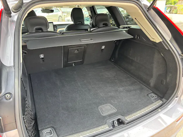 Volvo XC60 2.0 B5 MH Plus Dark AWD