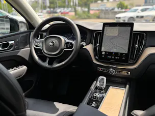 Volvo XC60 2.0 B5 MH Plus Dark AWD