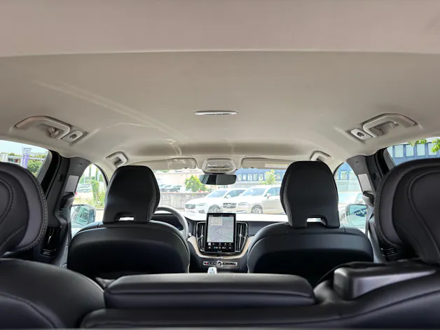 Volvo XC60 2.0 B5 MH Plus Dark AWD