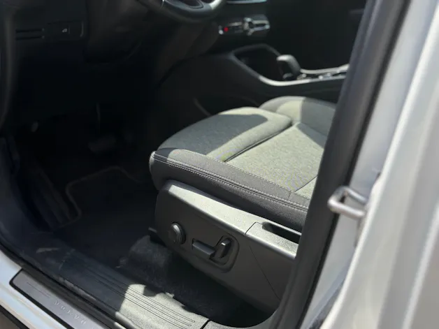 Volvo XC40 2.0 B4 MH Plus Dark