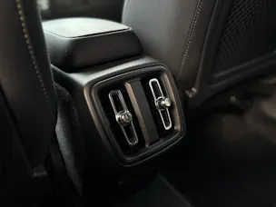 Volvo XC40 2.0 B4 MH Plus Dark