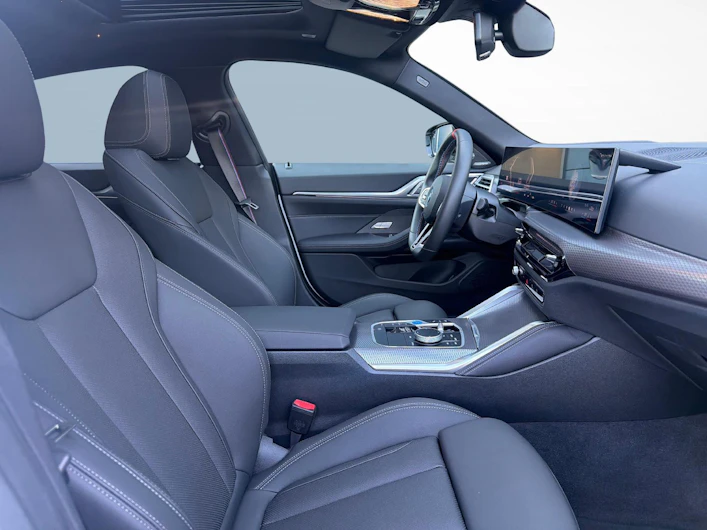 Fahrzeugbild BMW i4
