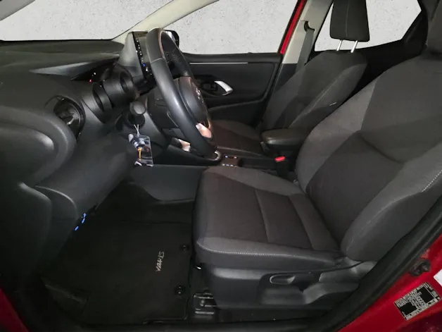 Toyota Yaris 1.5 VVT-i HSD Trend