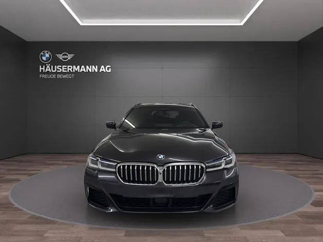 BMW 530e xDrive Touring M SPORT