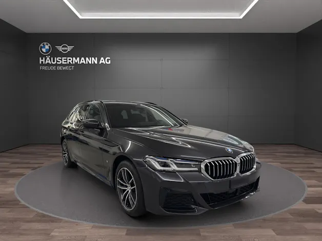 BMW 530e xDrive Touring M SPORT