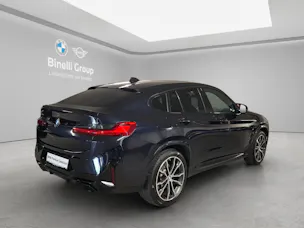 BMW X4 M40i