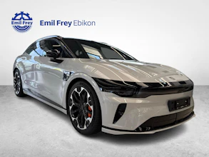 https://vehicle.imgix.net/4394317/b9dffe55-daf4-409d-a19f-9f9ff340647a.jpg
