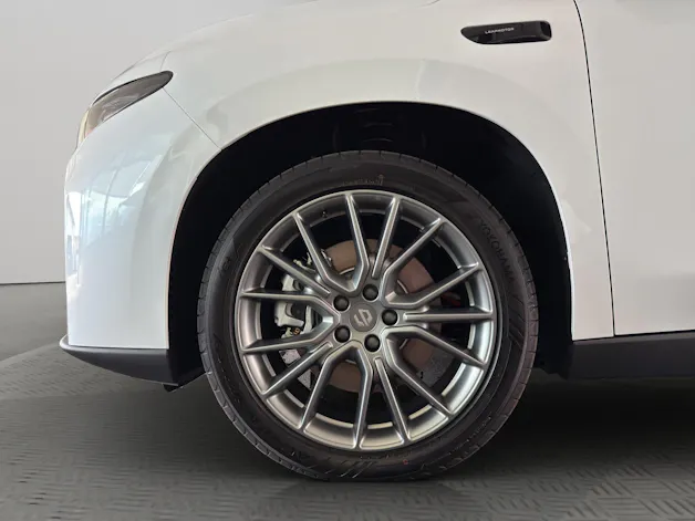 Leapmotor C10 EV AWD