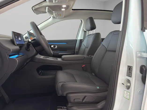 Leapmotor C10 EV AWD