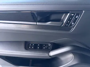 Porsche Cayenne S E-Hybrid Black Edition