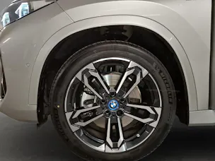 BMW iX1 30 xDrive