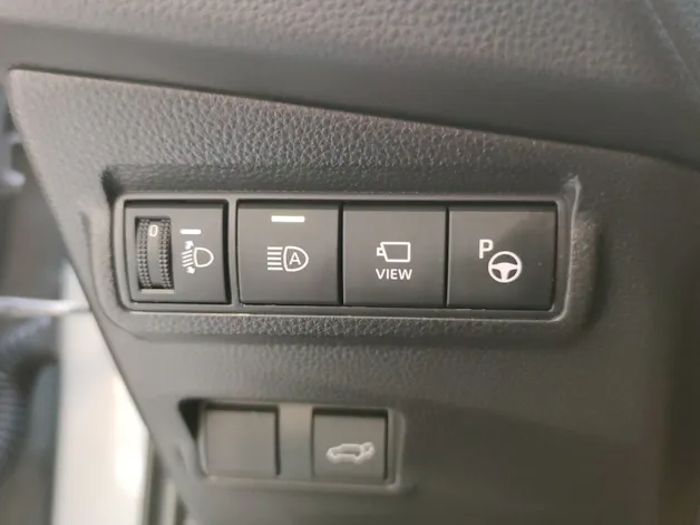 Toyota Corolla Cross 2.0 HSD Premium AWD-i