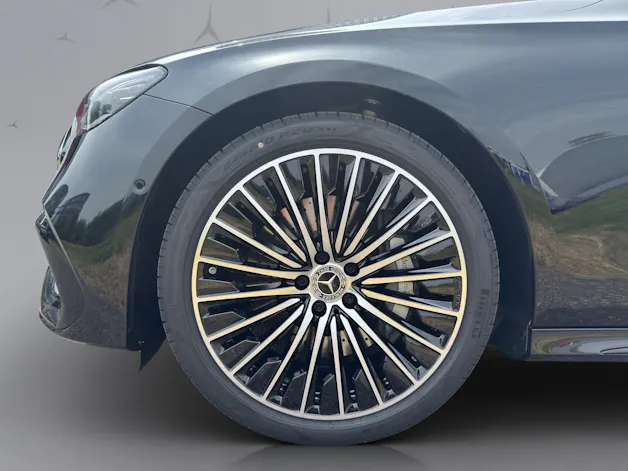 Mercedes-Benz E 220 d AMG Line 4matic