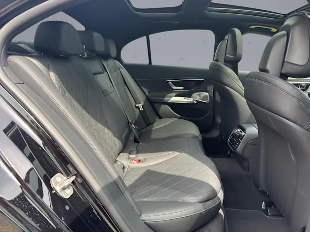 Mercedes-Benz E 220 d AMG Line 4matic