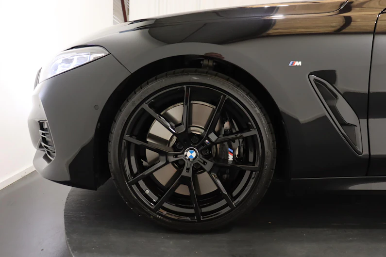 Fahrzeugbild BMW 8 SERIES