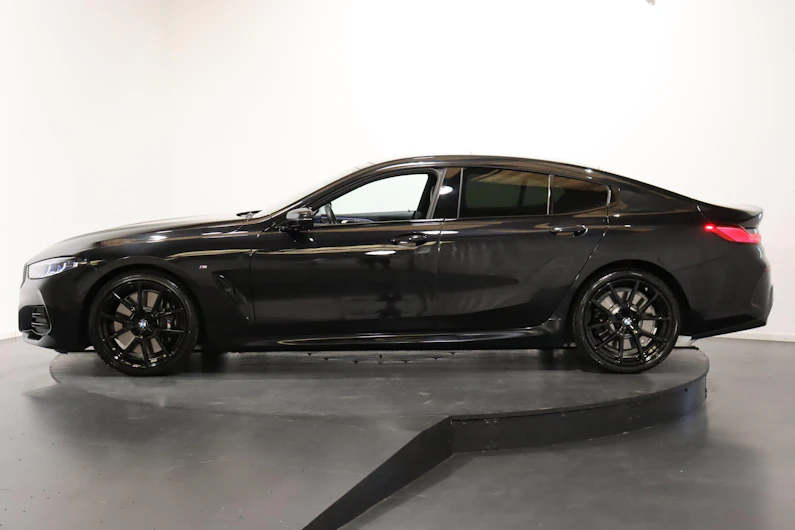 Fahrzeugbild BMW 8 SERIES