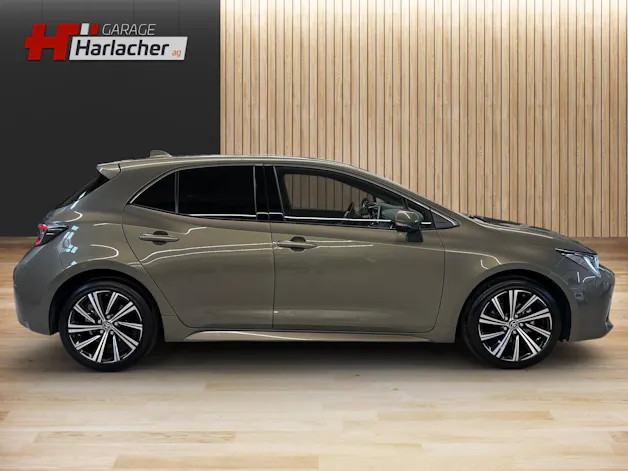 Toyota Corolla 1.8 HSD Trend