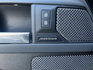 Land Rover Defender 90 3.0D I6 300 X-Dynamics SE AT8 (CH)